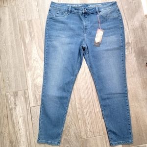 NWT Laurie Felt Silky Ankle Skinny Jeans XL